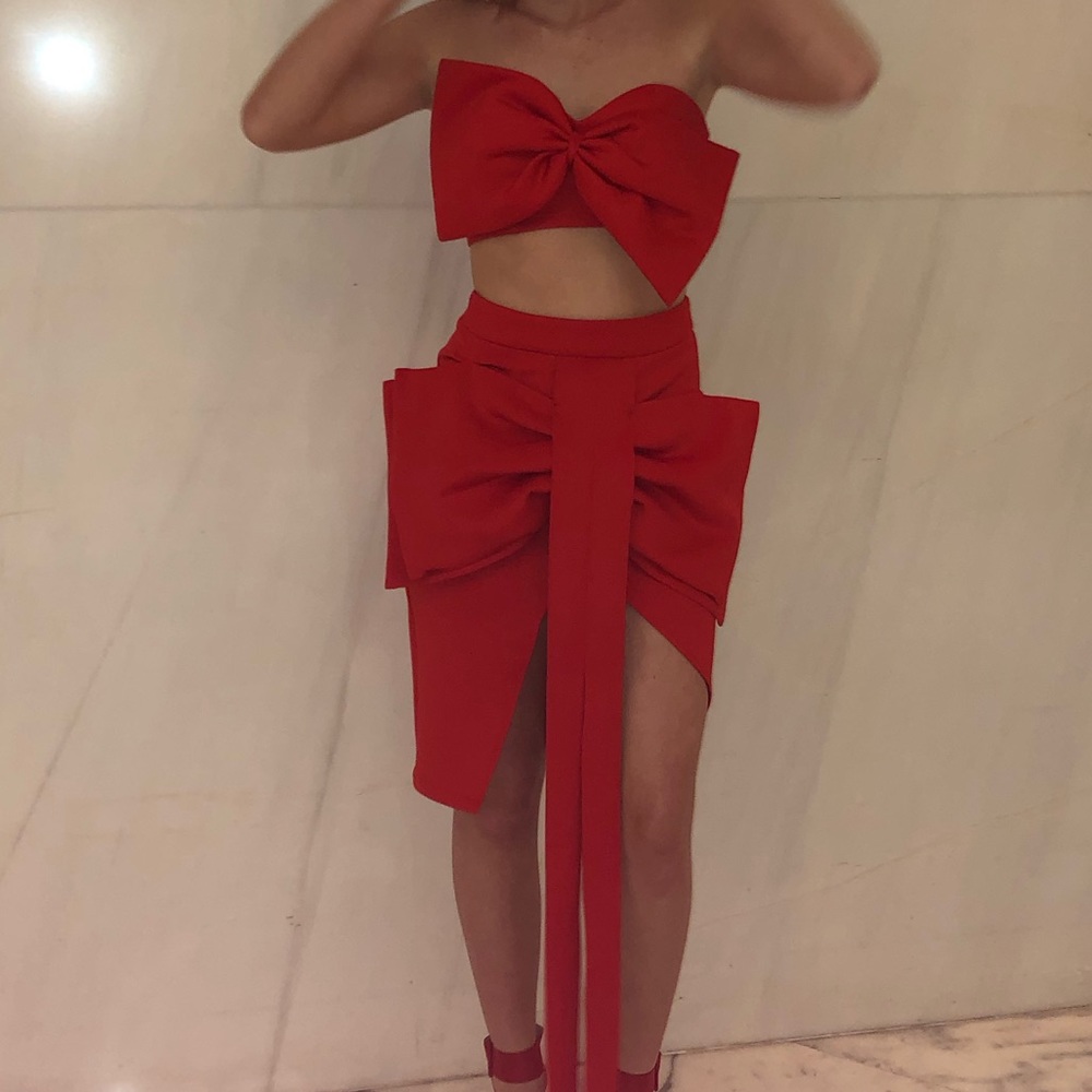 Outfit - Picture 3 of 7
